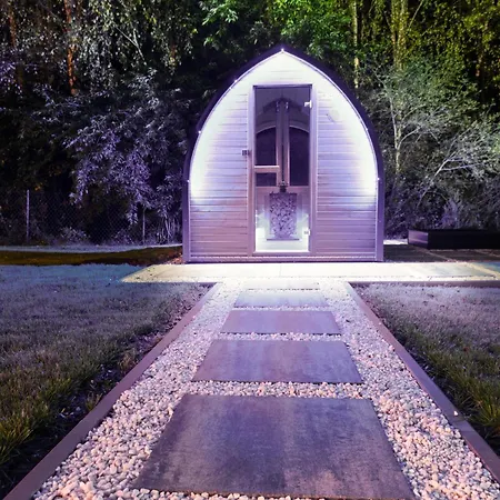 Ostoja Warmia * 斯塔维古达